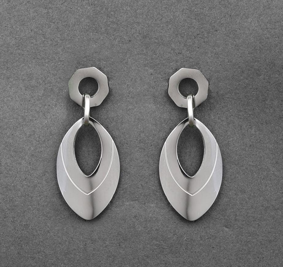 Elegant Anti tarnish western dangle earrings